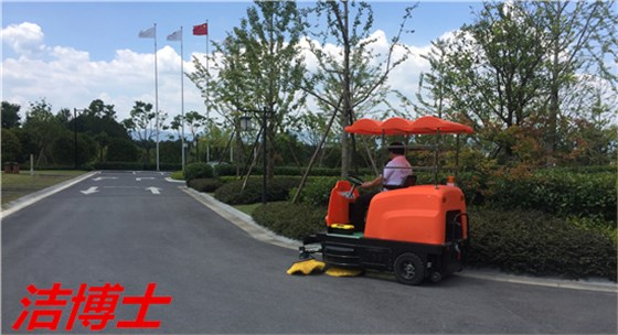洁博士道路清扫车