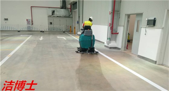 电动洗地机 电动洗地机