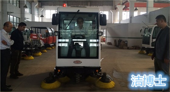 洁博士扫地车1980 洁博士扫地车1980