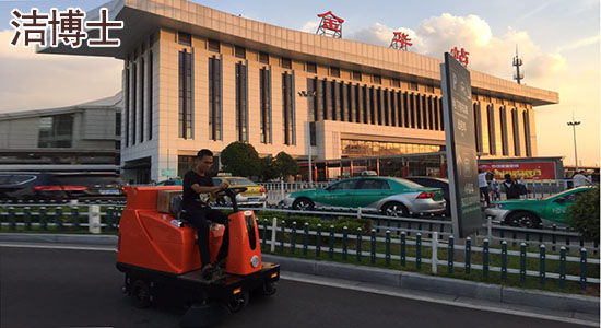 电动扫地车