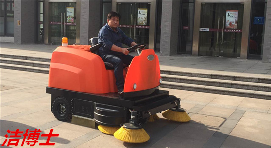 洁博士电动扫地车