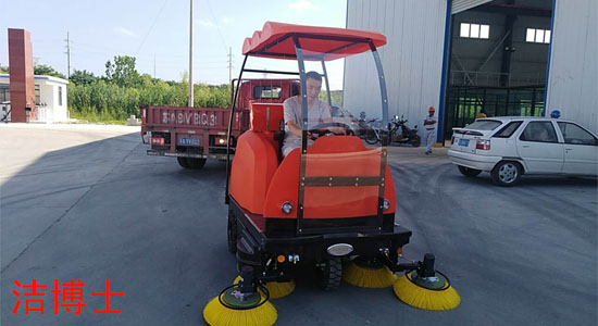 洁博士扫地车