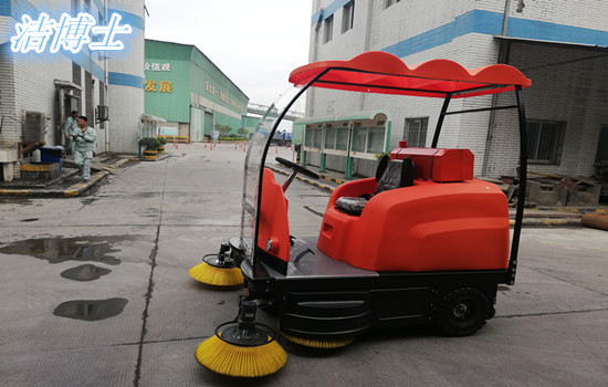 電動(dòng)掃地車