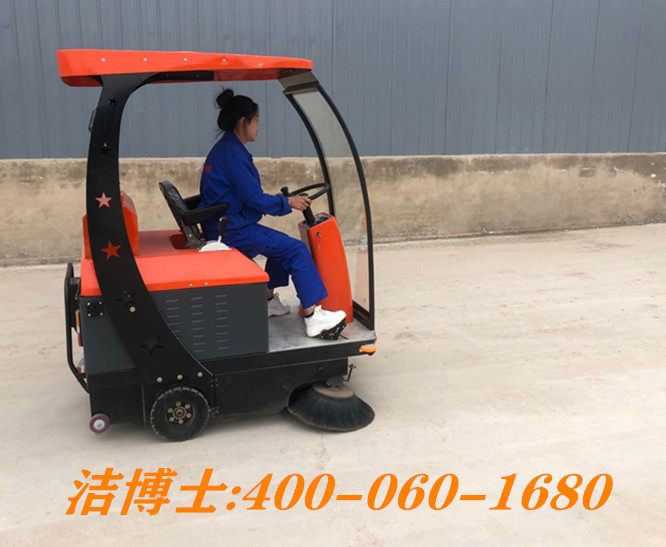 洁博士驾驶扫地车客户案例--彭阳县鑫卓能源科技发展有限公司
