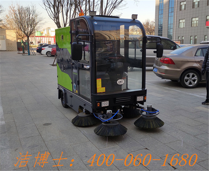 洁博士驾驶扫地机客户案例——北京建工华北物业服务有限公司