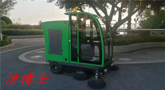 电动扫地车